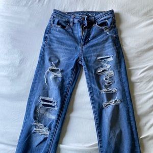 AE RIPPED JEANS